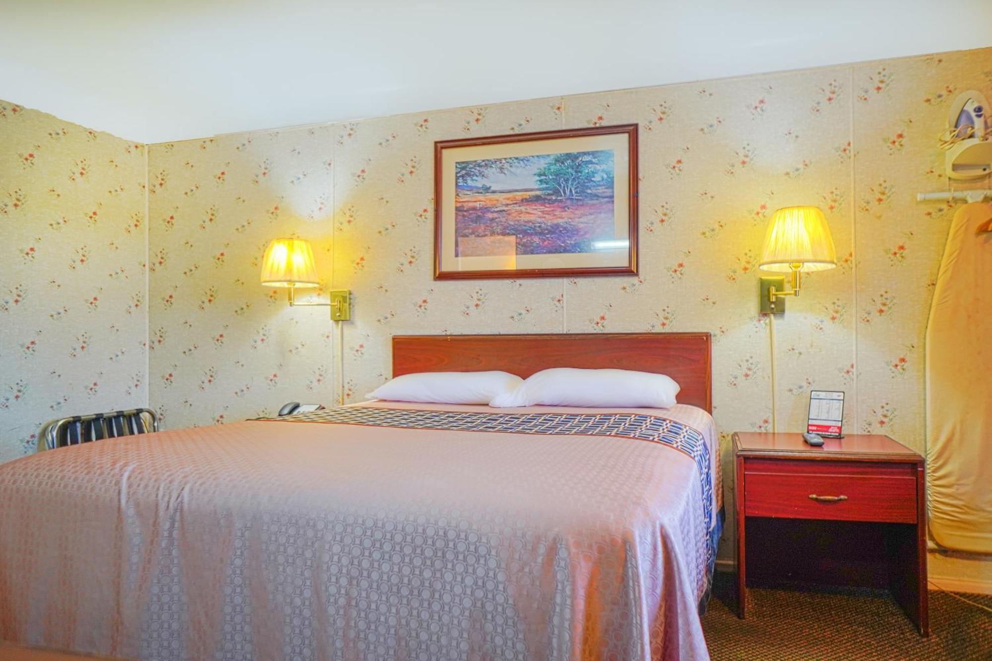 Bay Motel By Oyo ביי סיטי מראה חיצוני תמונה