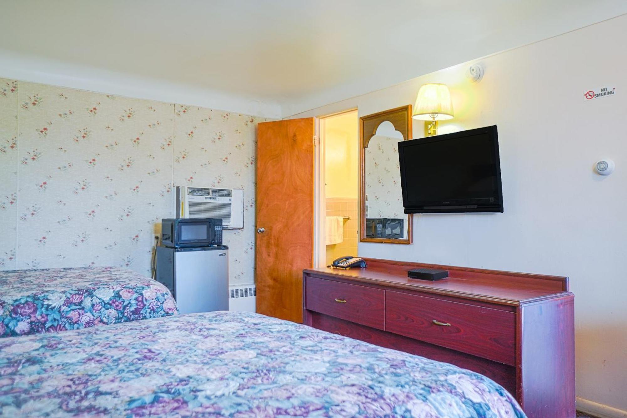 Bay Motel By Oyo ביי סיטי מראה חיצוני תמונה