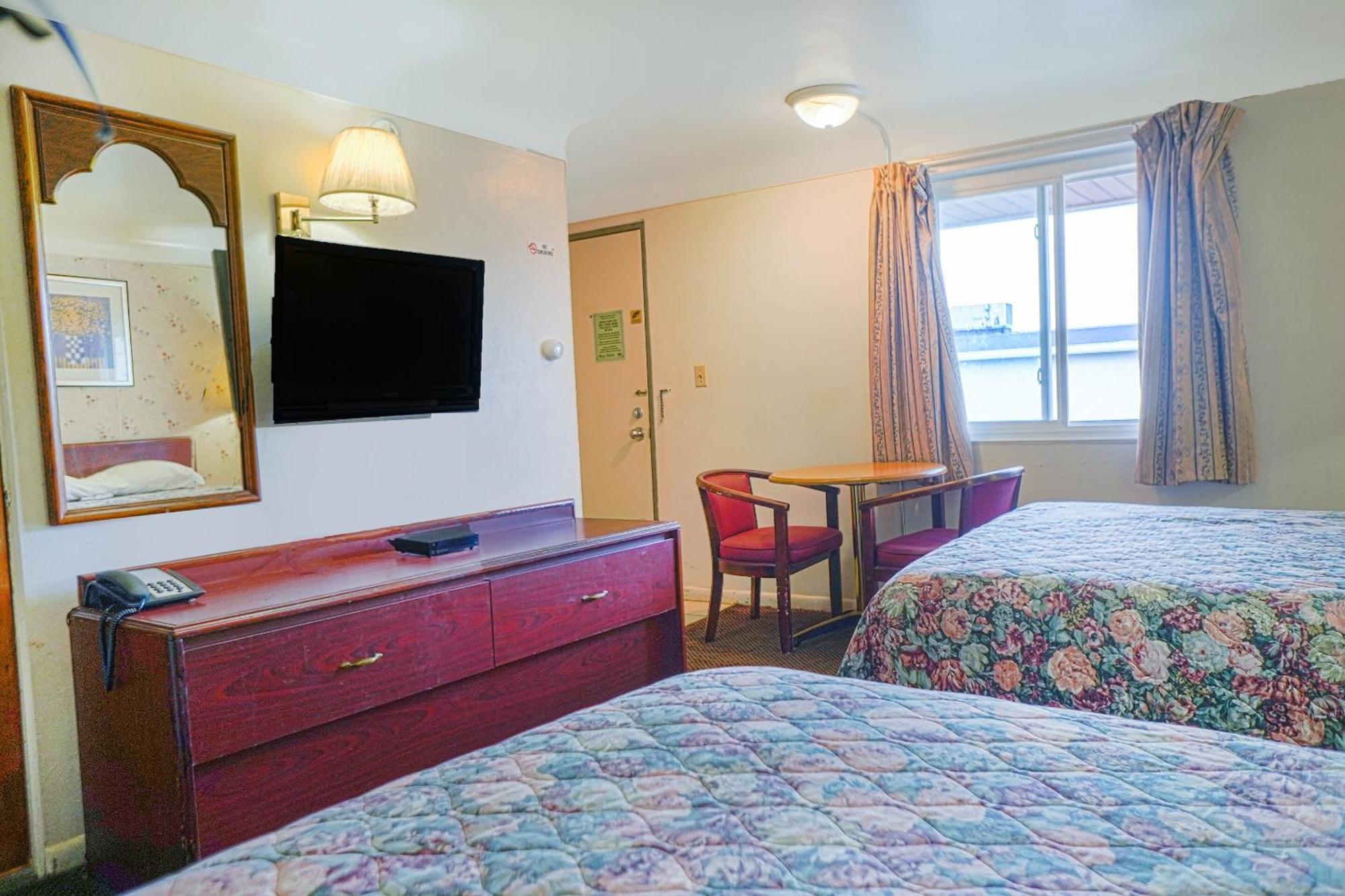 Bay Motel By Oyo ביי סיטי מראה חיצוני תמונה