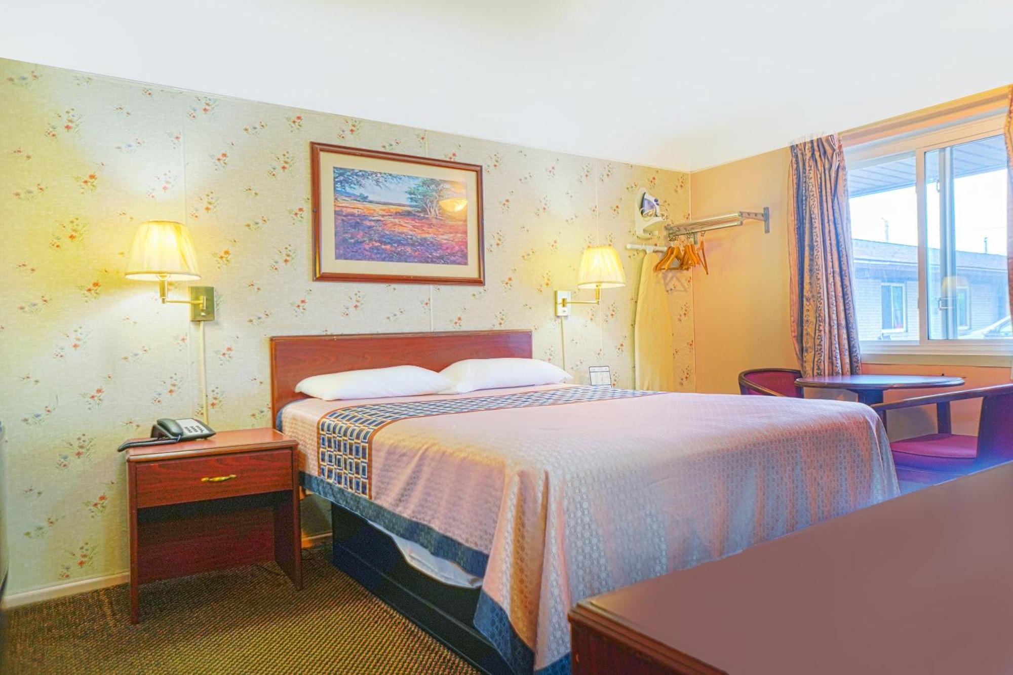 Bay Motel By Oyo ביי סיטי מראה חיצוני תמונה